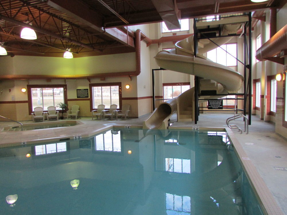 Clarion Pointe Hotel Rimbey Kültér fotó