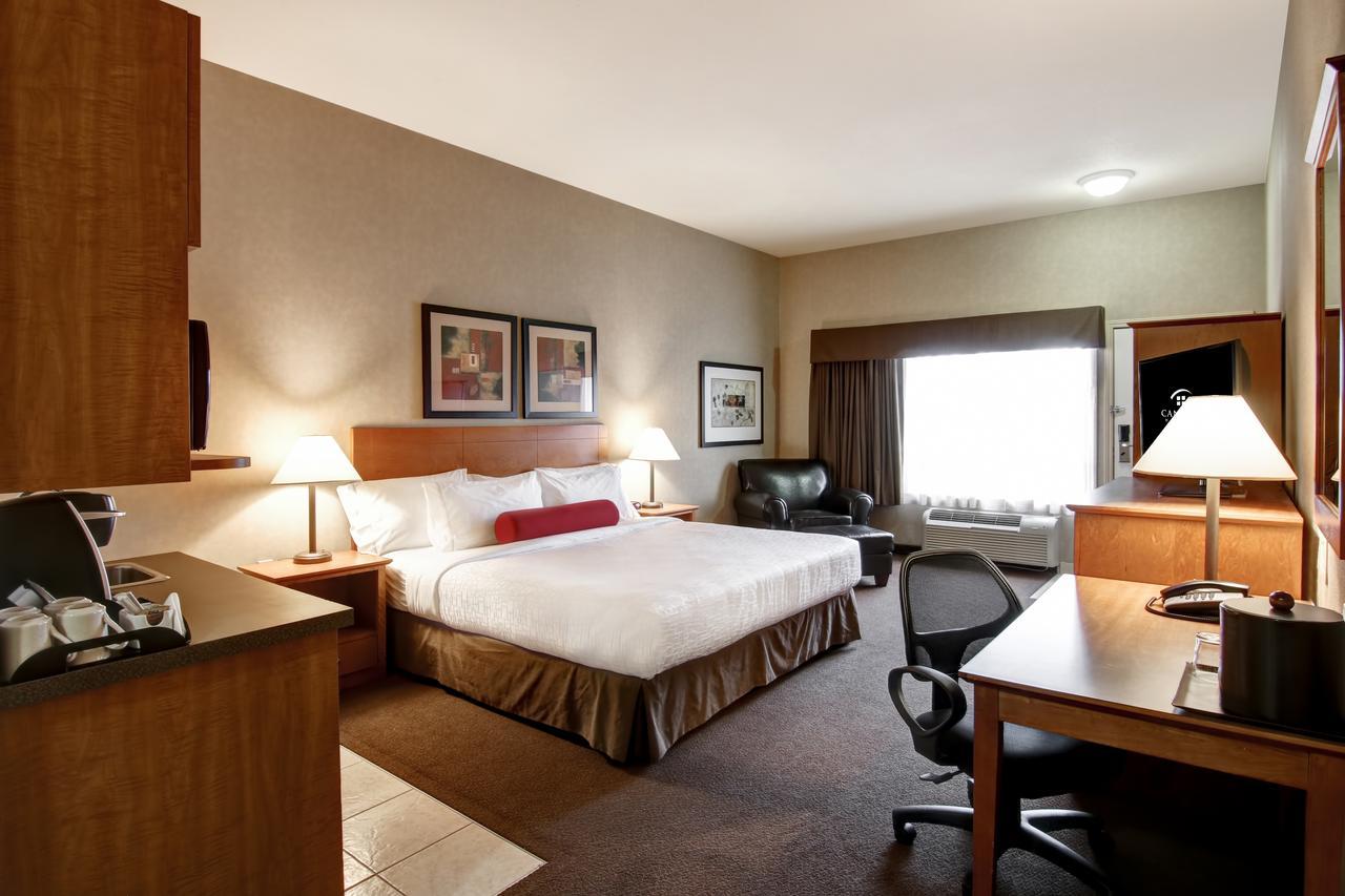 Clarion Pointe Hotel Rimbey Kültér fotó