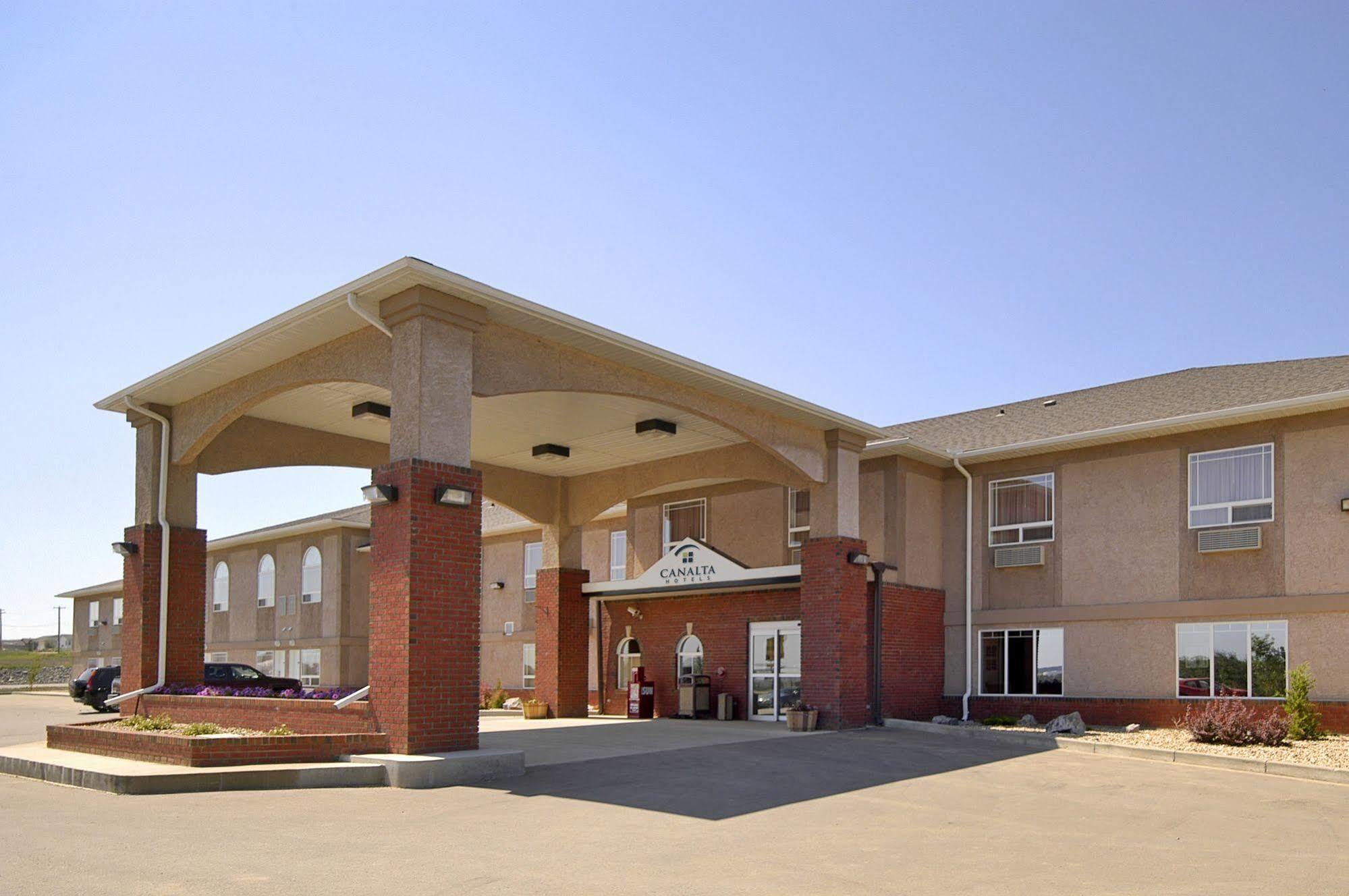 Clarion Pointe Hotel Rimbey Kültér fotó