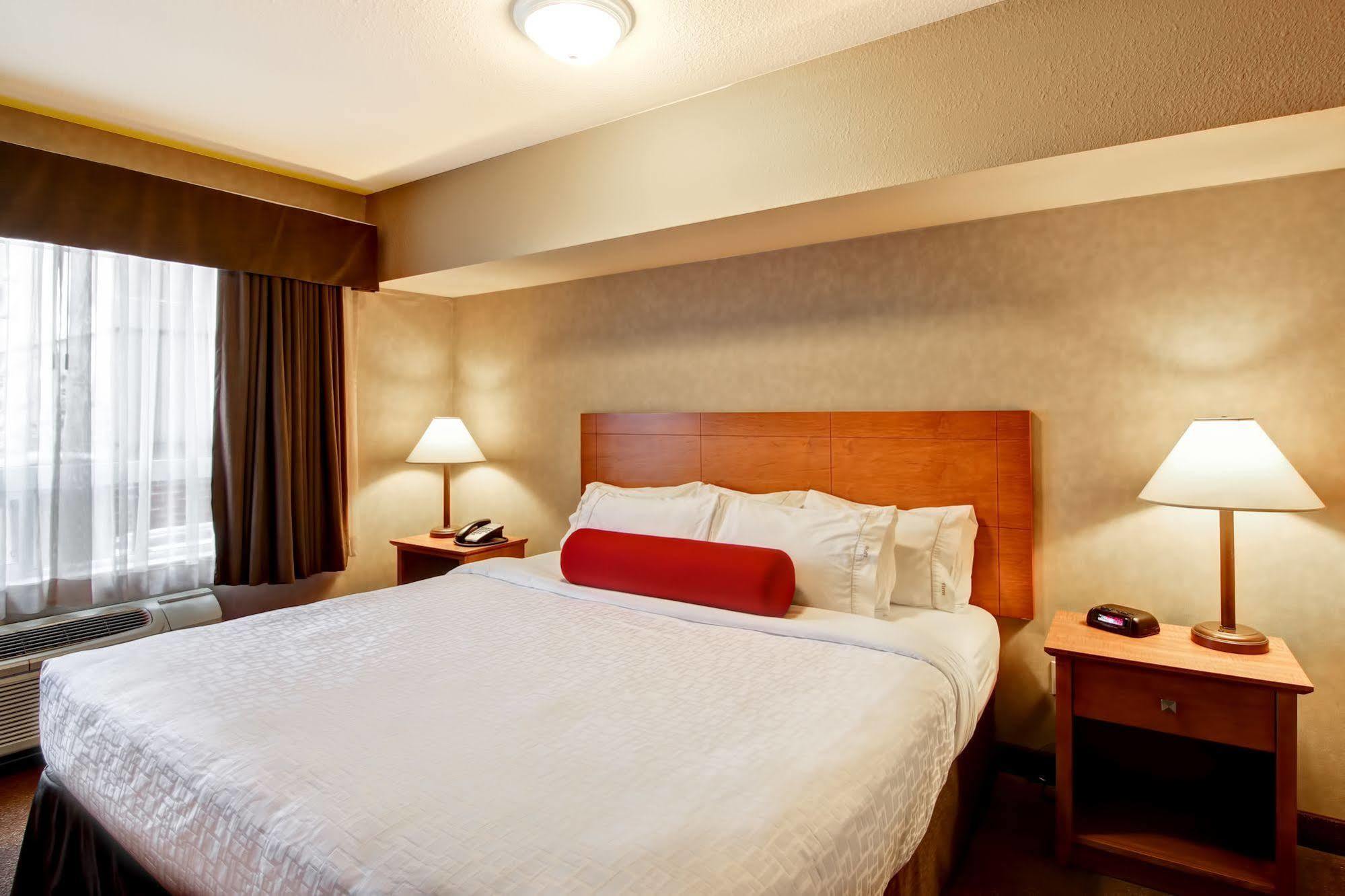 Clarion Pointe Hotel Rimbey Kültér fotó
